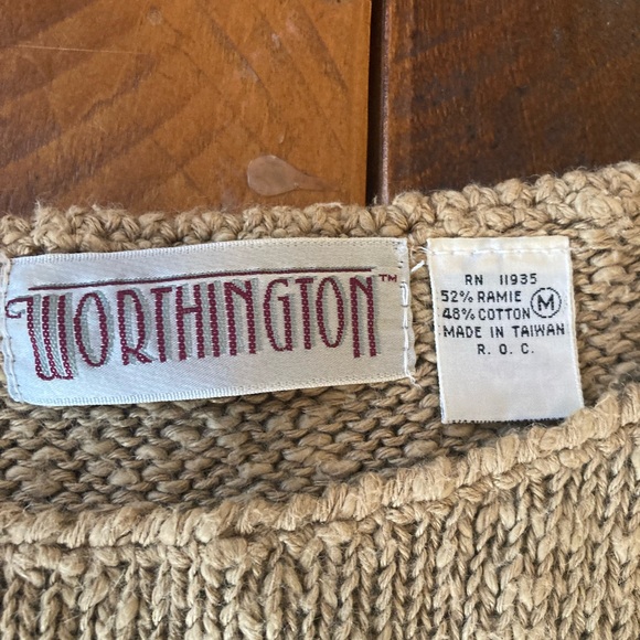 Women’s vintage Worthington sweater vest Cotton Ramie Blend size medium flower - Picture 3 of 3